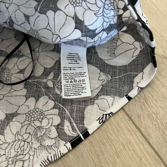 J.Crew Women’s Black & White Amber Floral Linen Halter Tank Sz XL - Picture 7 of 7